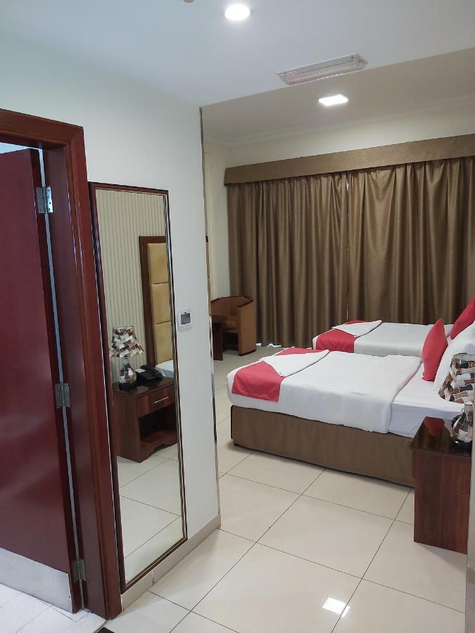 Bliss Hotel Дубай Экстерьер фото
