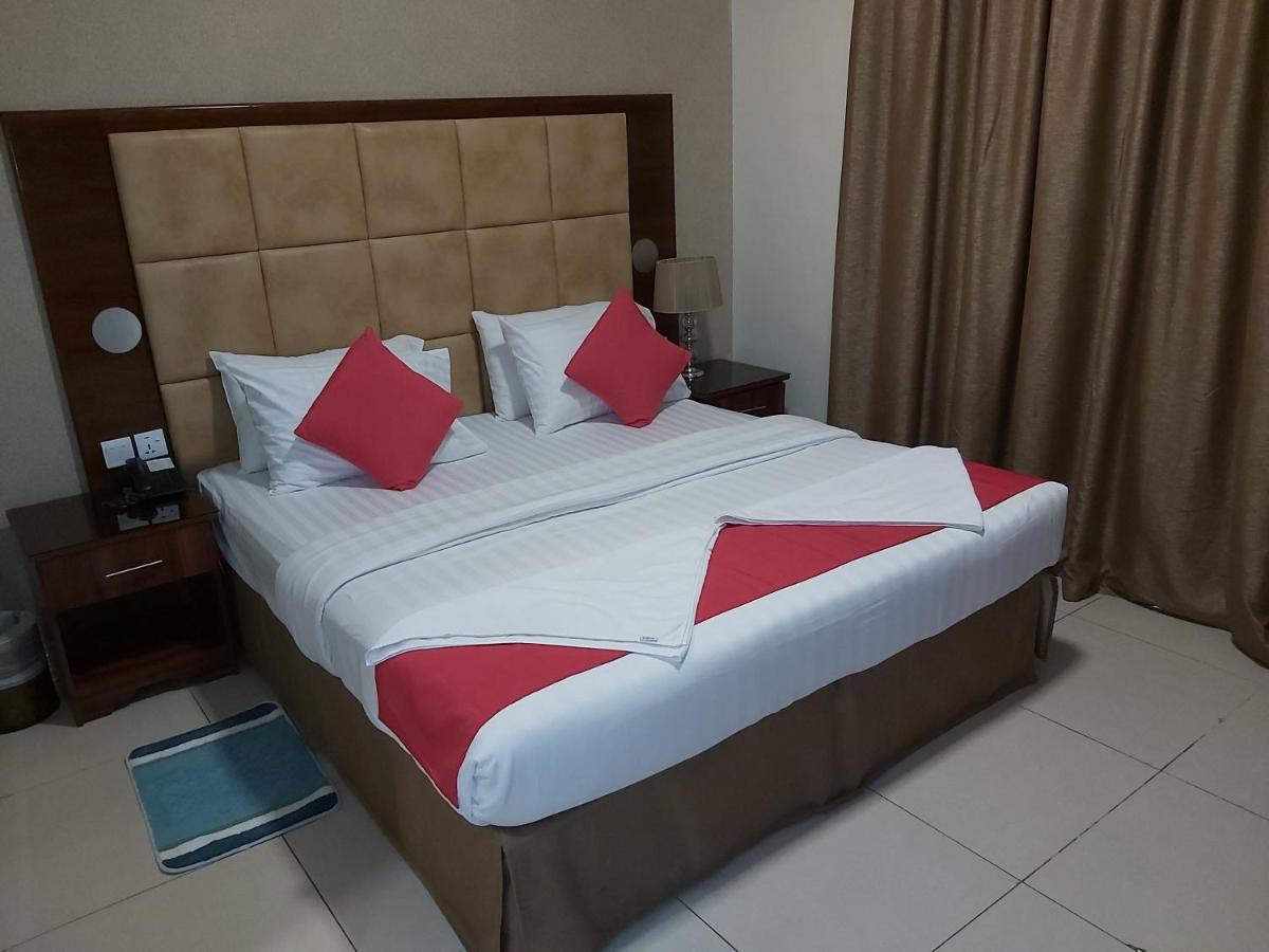 Bliss Hotel Дубай Экстерьер фото